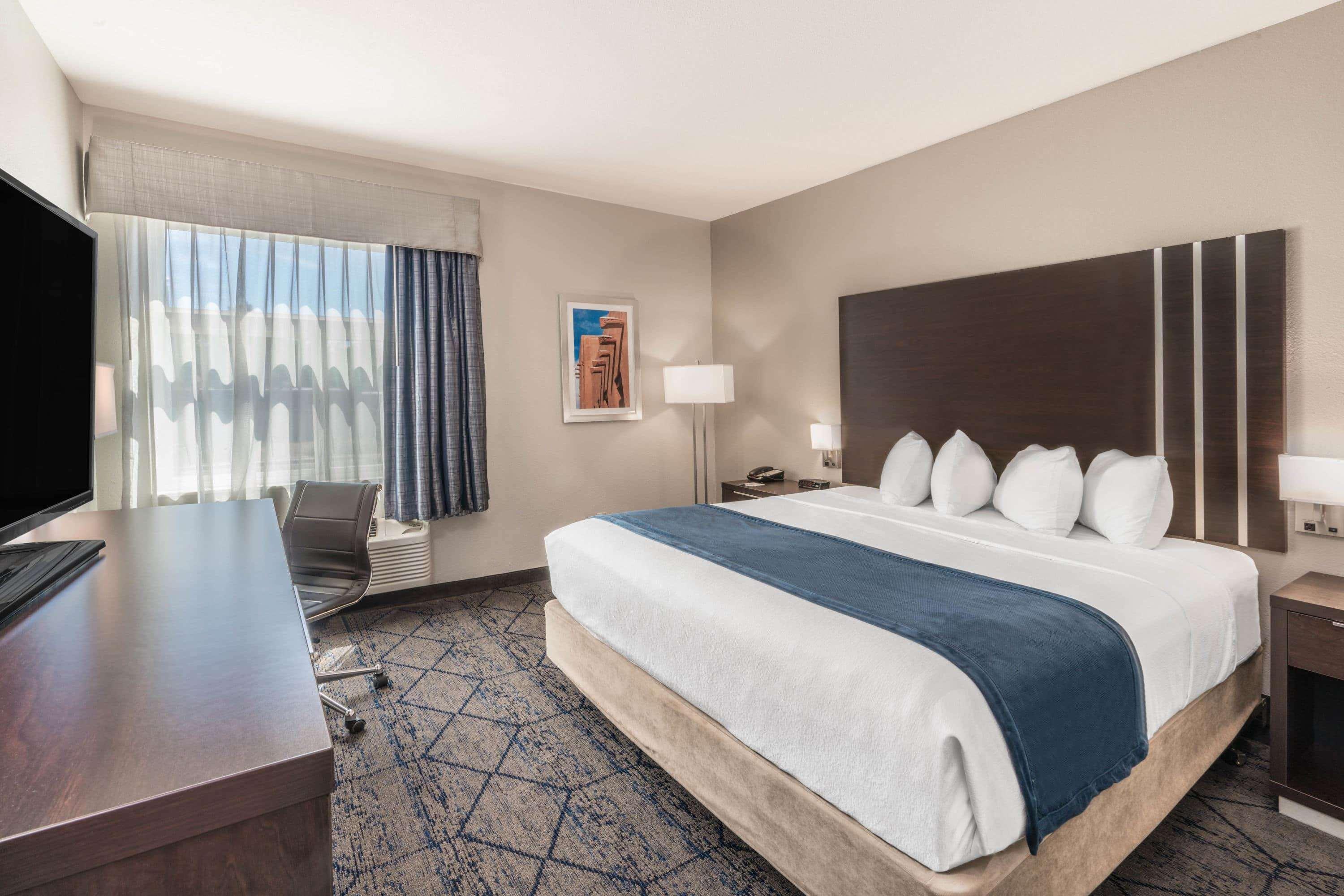Baymont By Wyndham Albuquerque Airport Hotell Exteriör bild