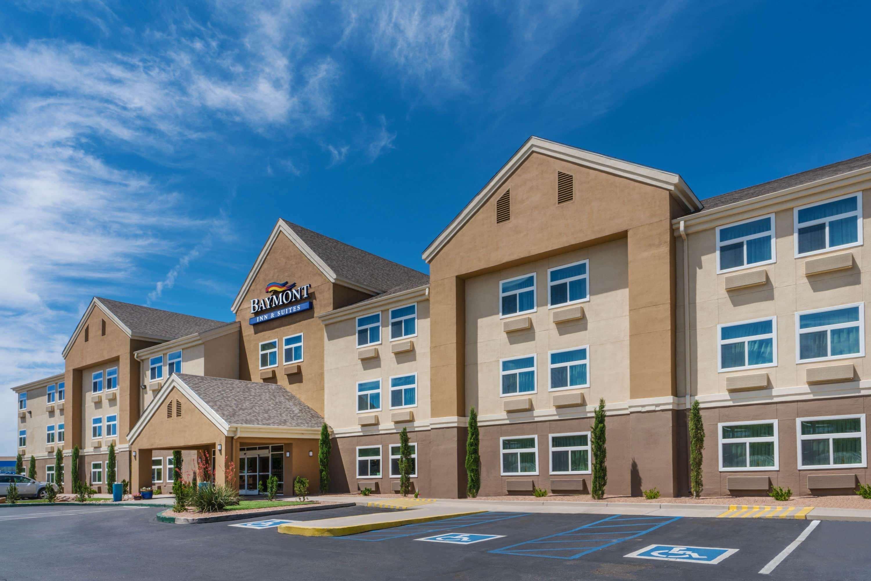 Baymont By Wyndham Albuquerque Airport Hotell Exteriör bild