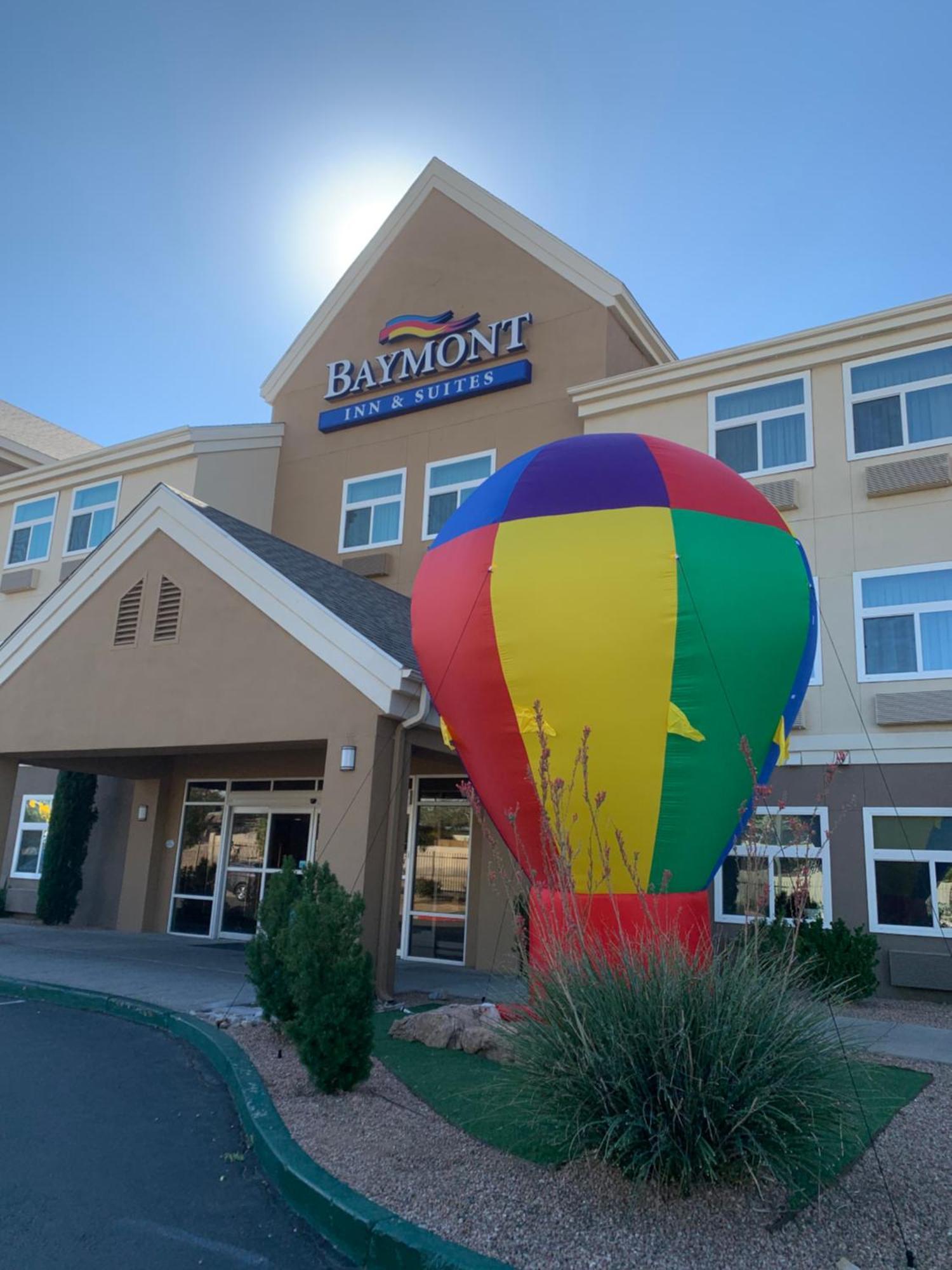 Baymont By Wyndham Albuquerque Airport Hotell Exteriör bild