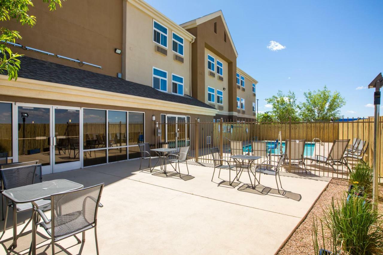 Baymont By Wyndham Albuquerque Airport Hotell Exteriör bild