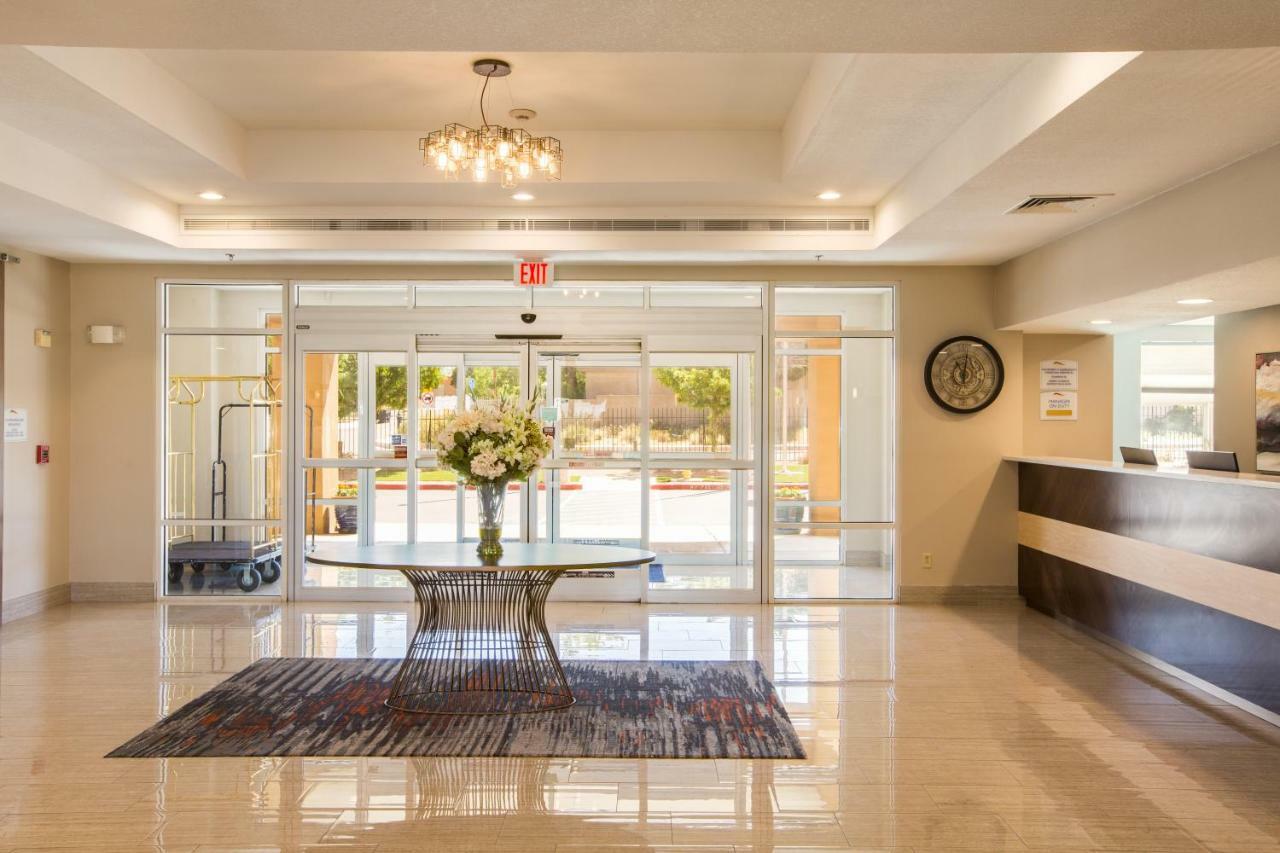 Baymont By Wyndham Albuquerque Airport Hotell Exteriör bild
